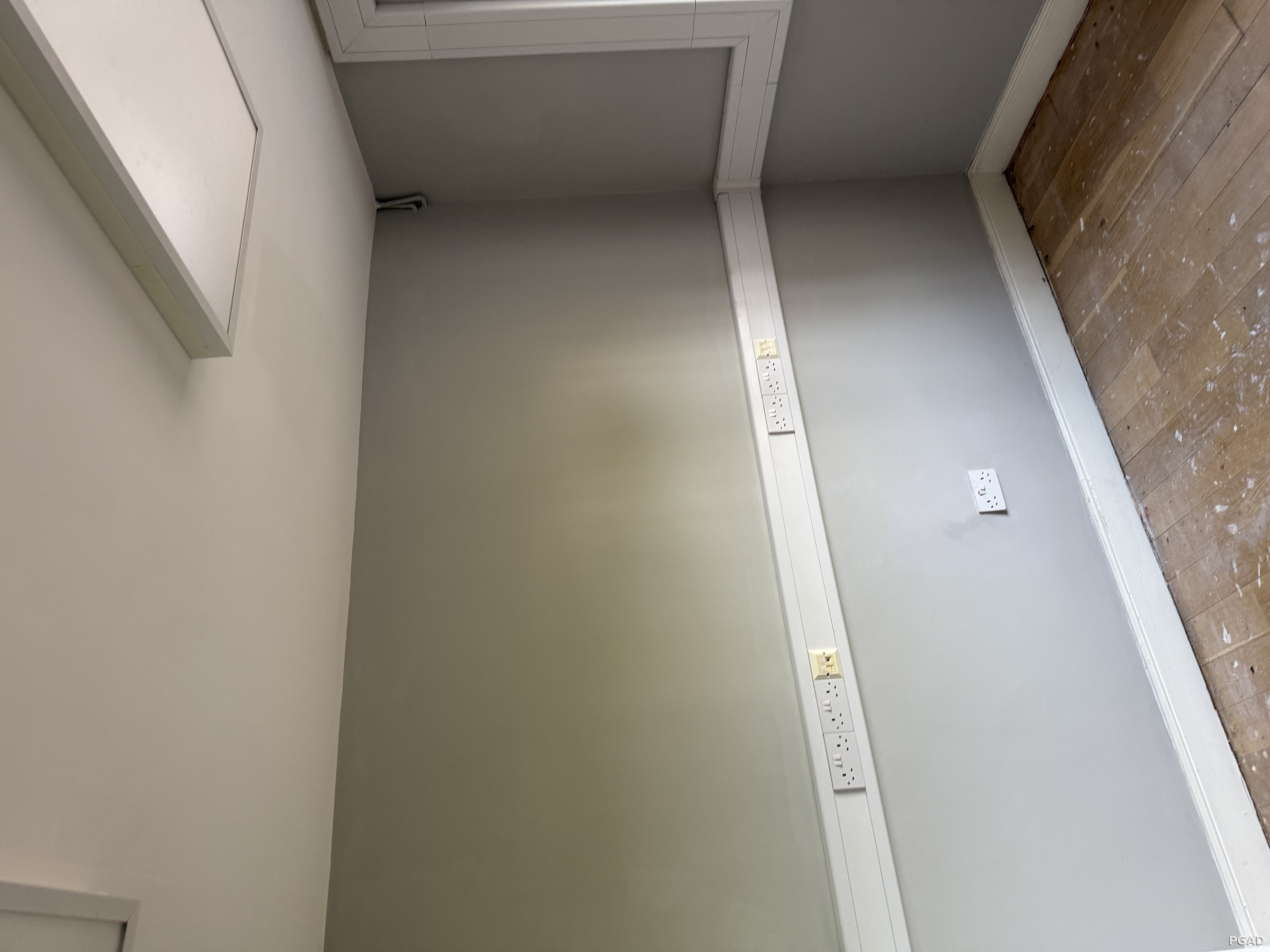 Office air conditioning installation photo 2