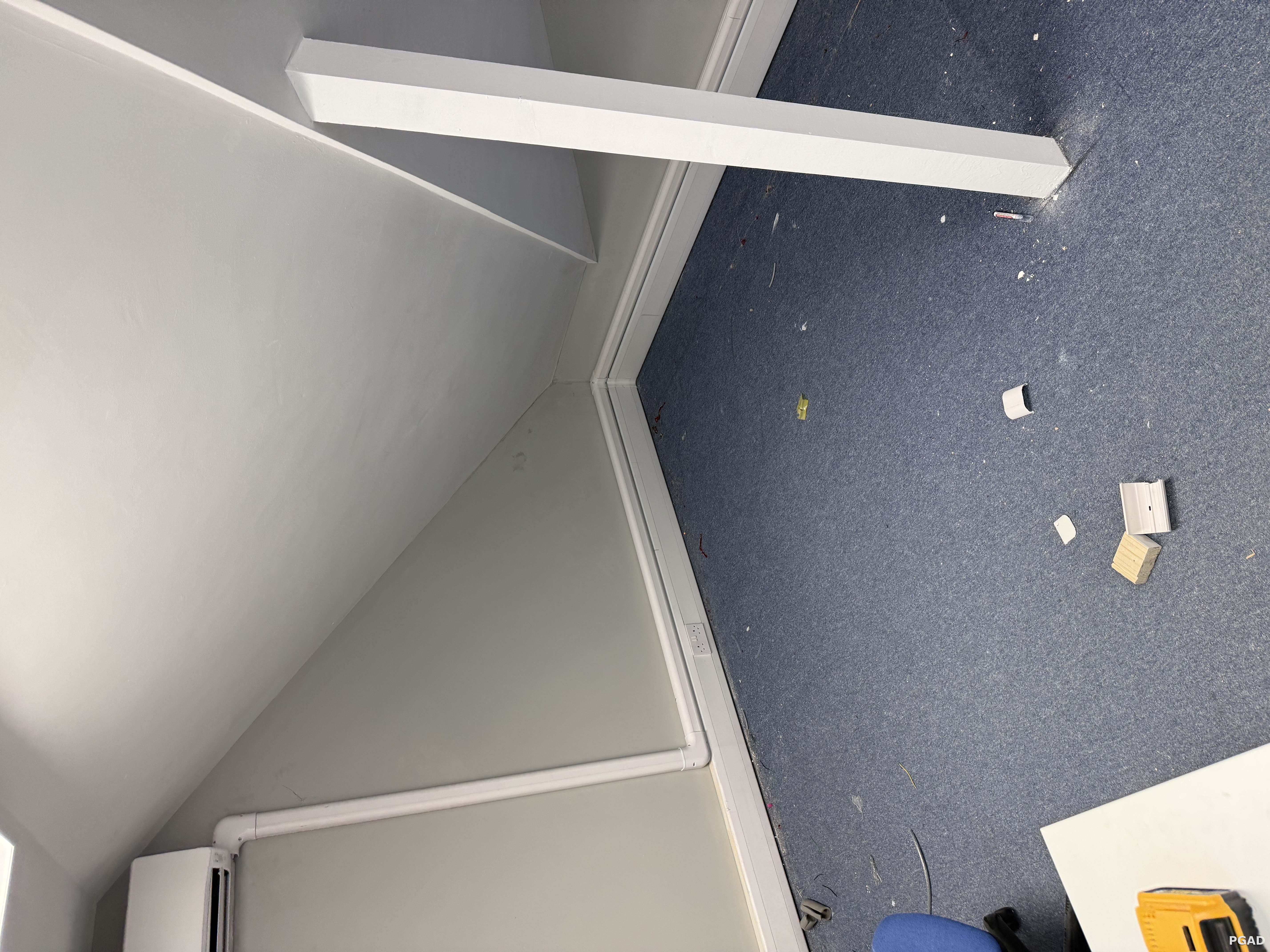 Office air conditioning installation photo 7
