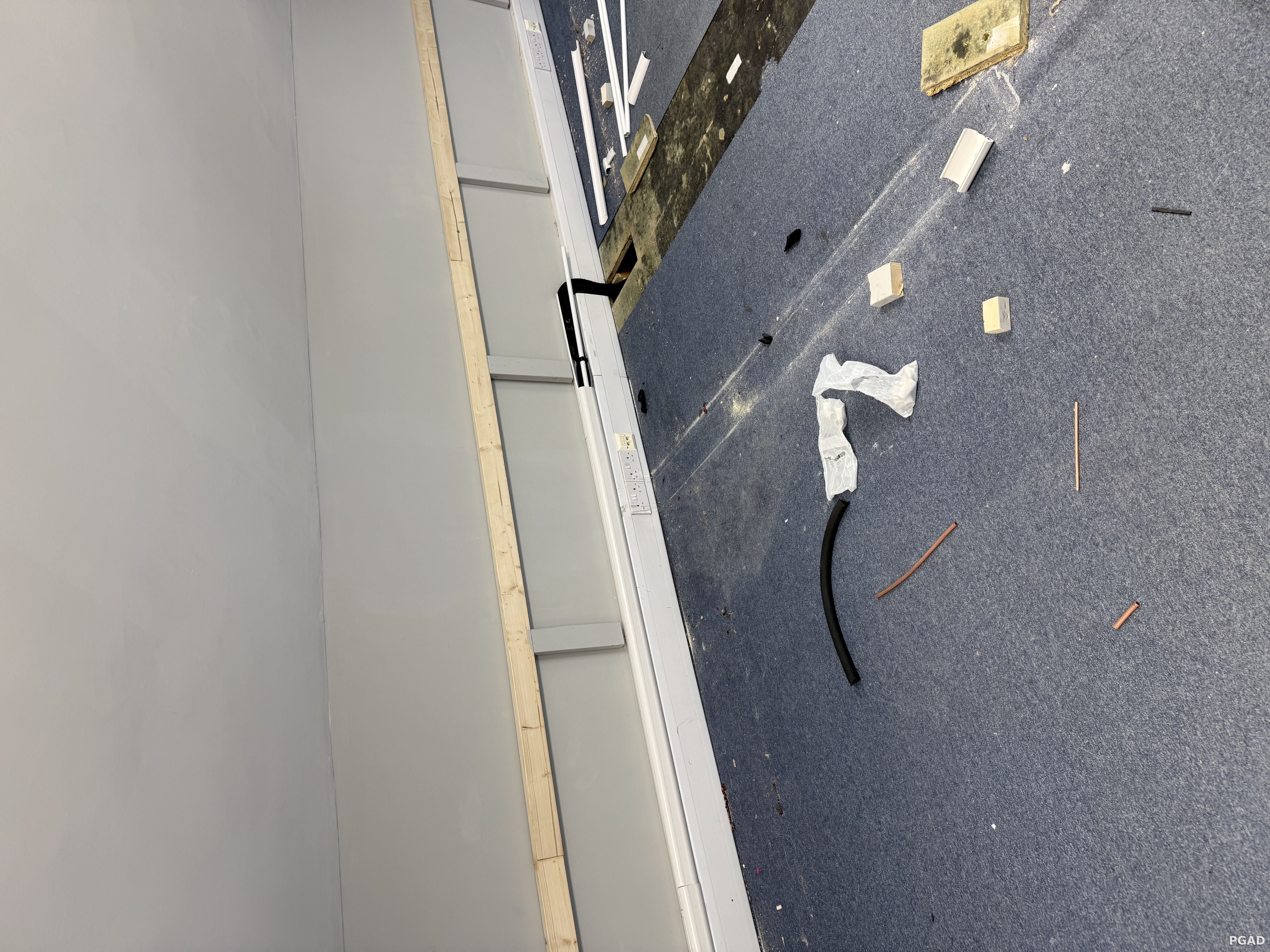 Office air conditioning installation photo 8