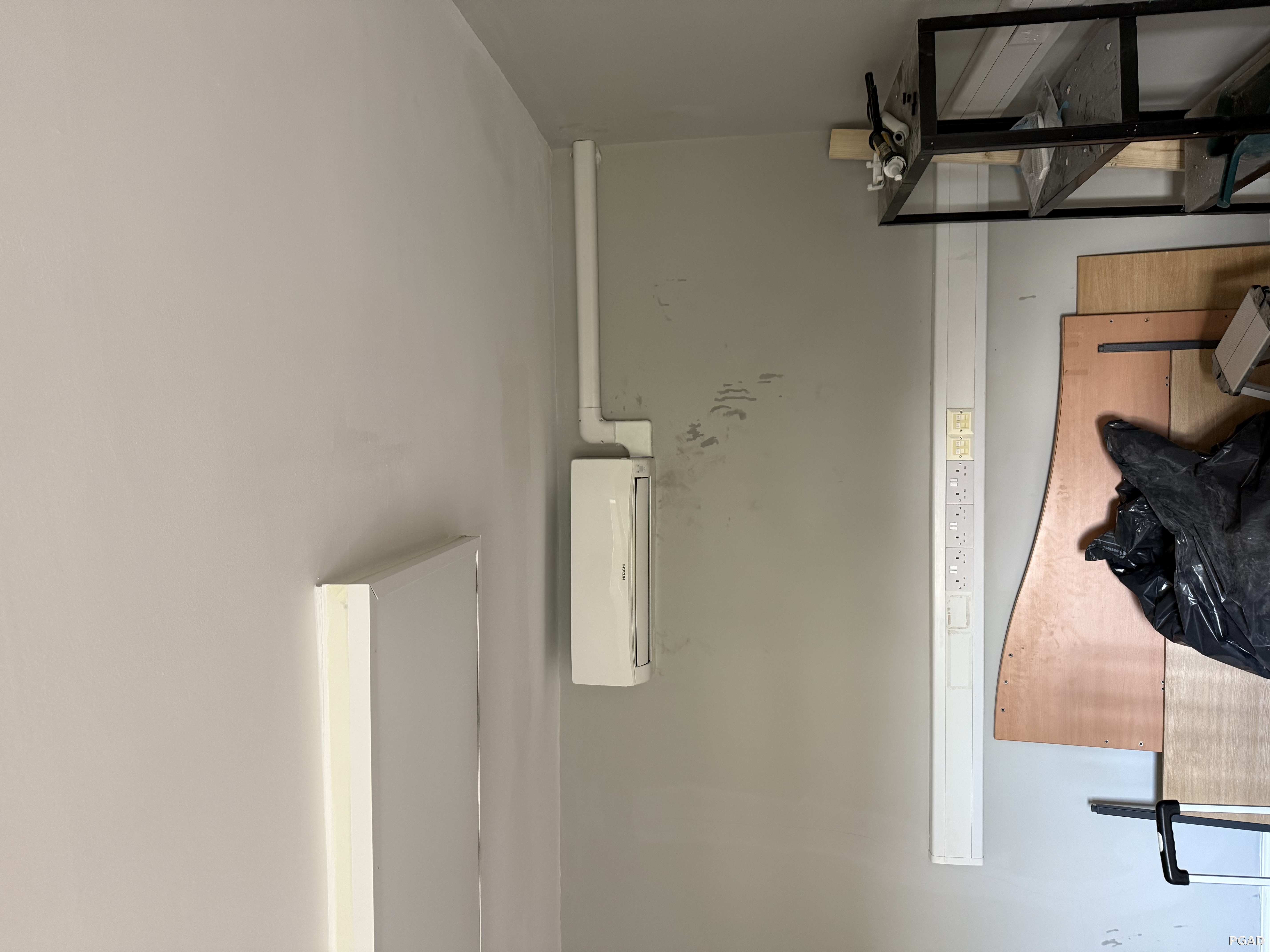 Office air conditioning installation photo 9