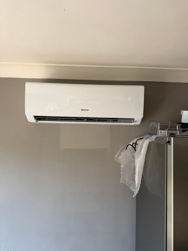 Sinclair air conditioning installation photo 3